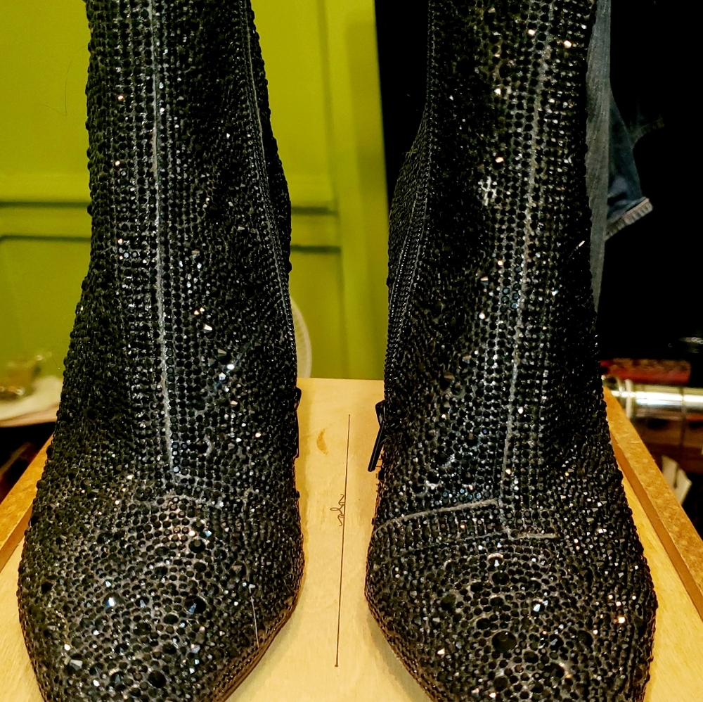 Betsey Johnson Cady Boots